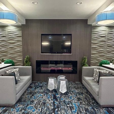 La Quinta Inn By Wyndham Columbia Se Fort Jackson Екстер'єр фото