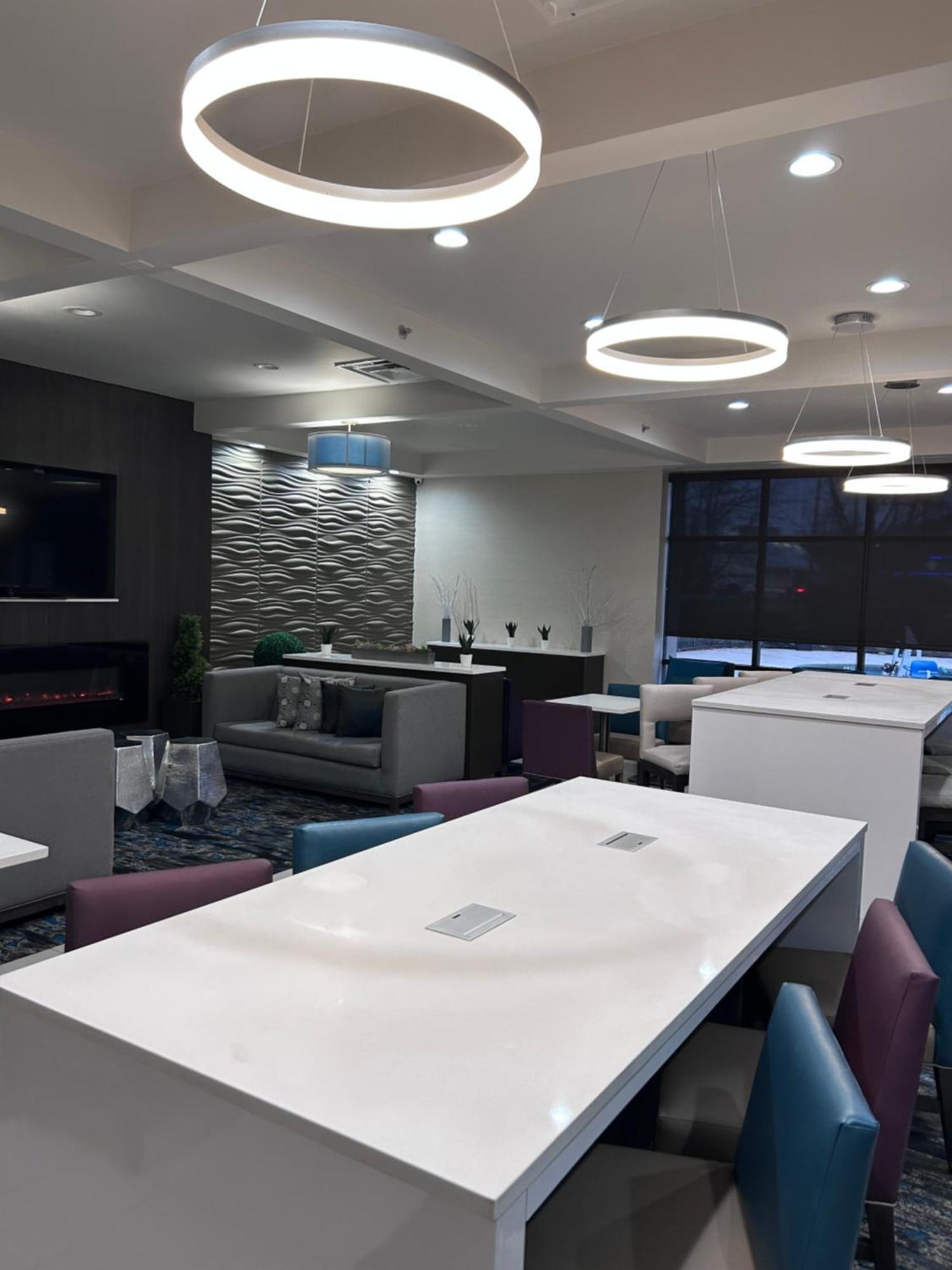 La Quinta Inn By Wyndham Columbia Se Fort Jackson Екстер'єр фото